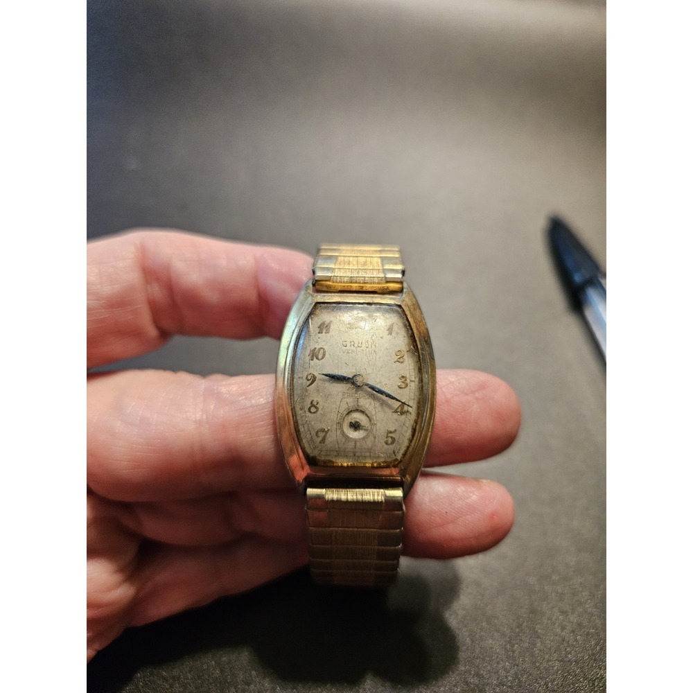 Vintage GRUEN VERI-THIN Flex Band Gold Filled Watch (599)